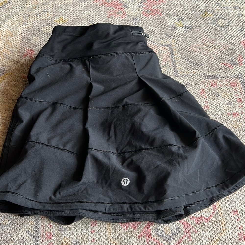 Lululemon black tennis Skirt